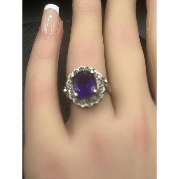 Sterling Silver Marcasite Purple Amethyst Ring Size 6 - Picture 2 of 9